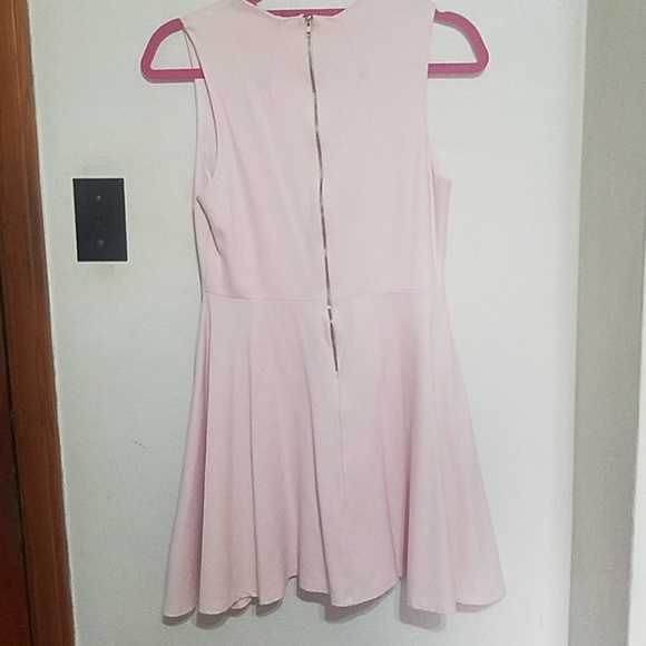 Lulu's light pink skater dress - Picture 3 of 6